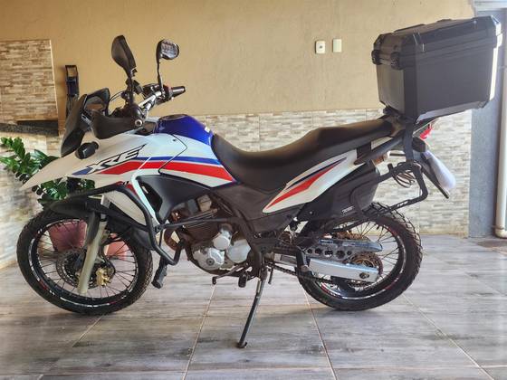 HONDA XRE 300 ADVENTURE HONDA XRE 300 ADVENTURE